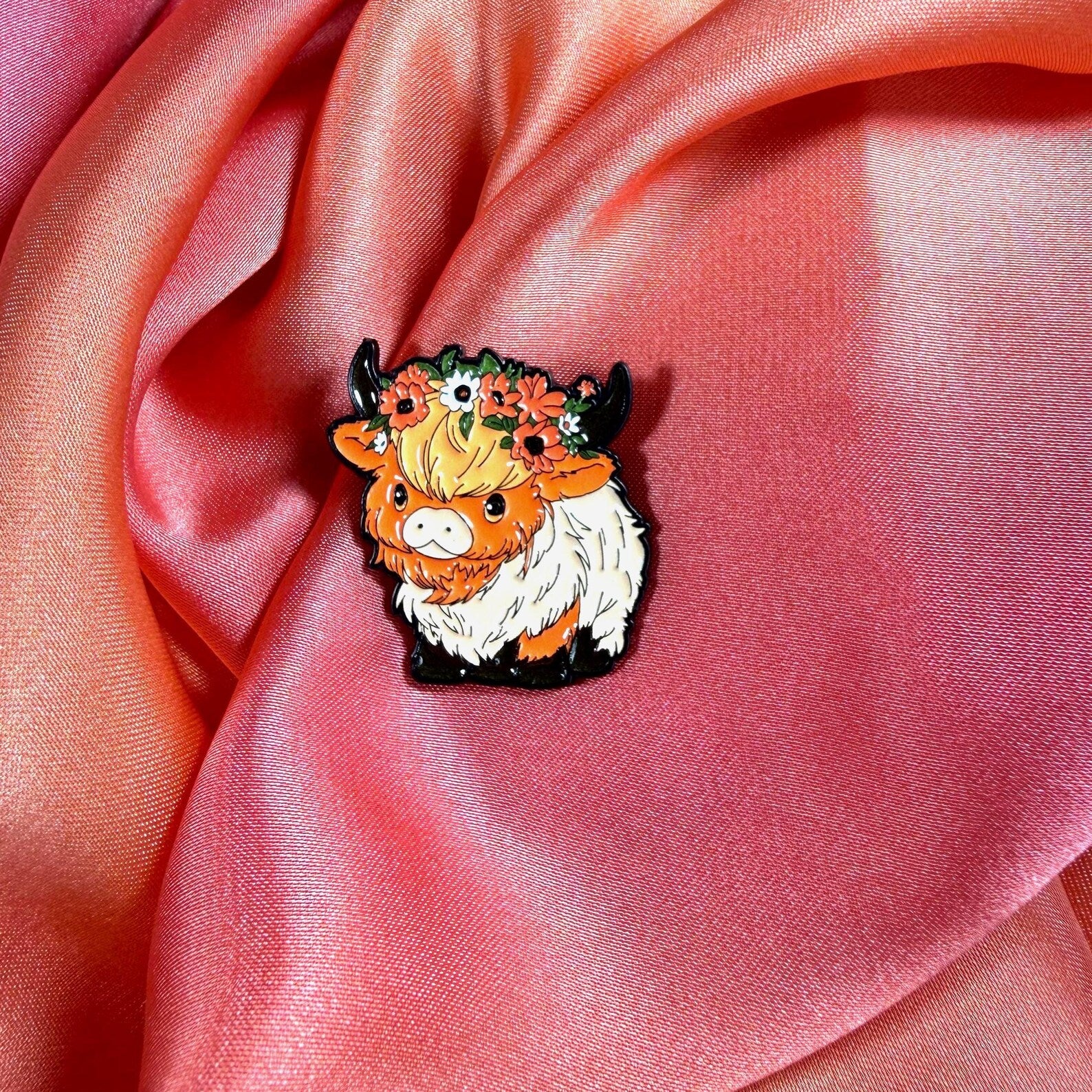 Highland Cow Enamel Pin Badge | Pincredible