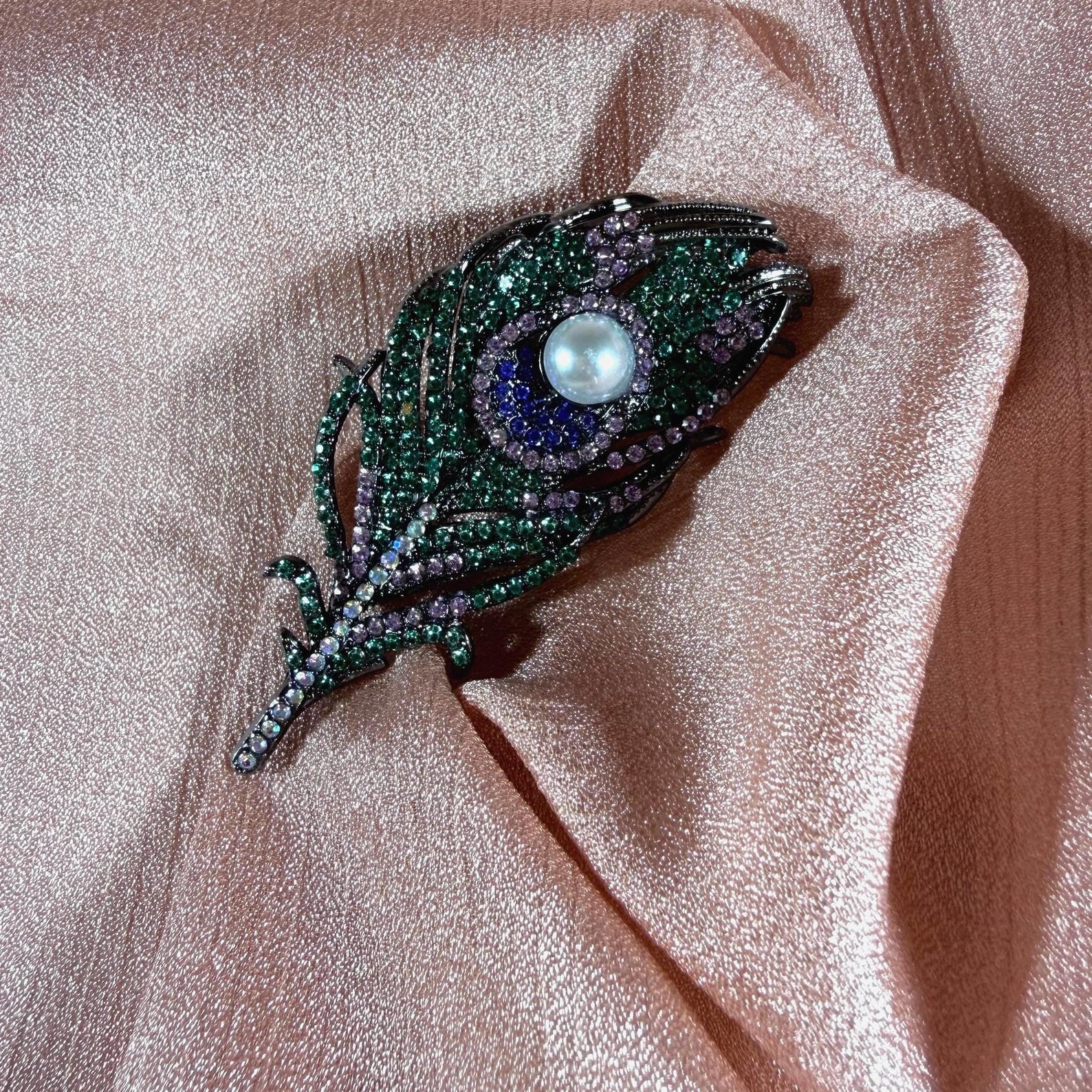 Peacock Feather Brooch Pin
