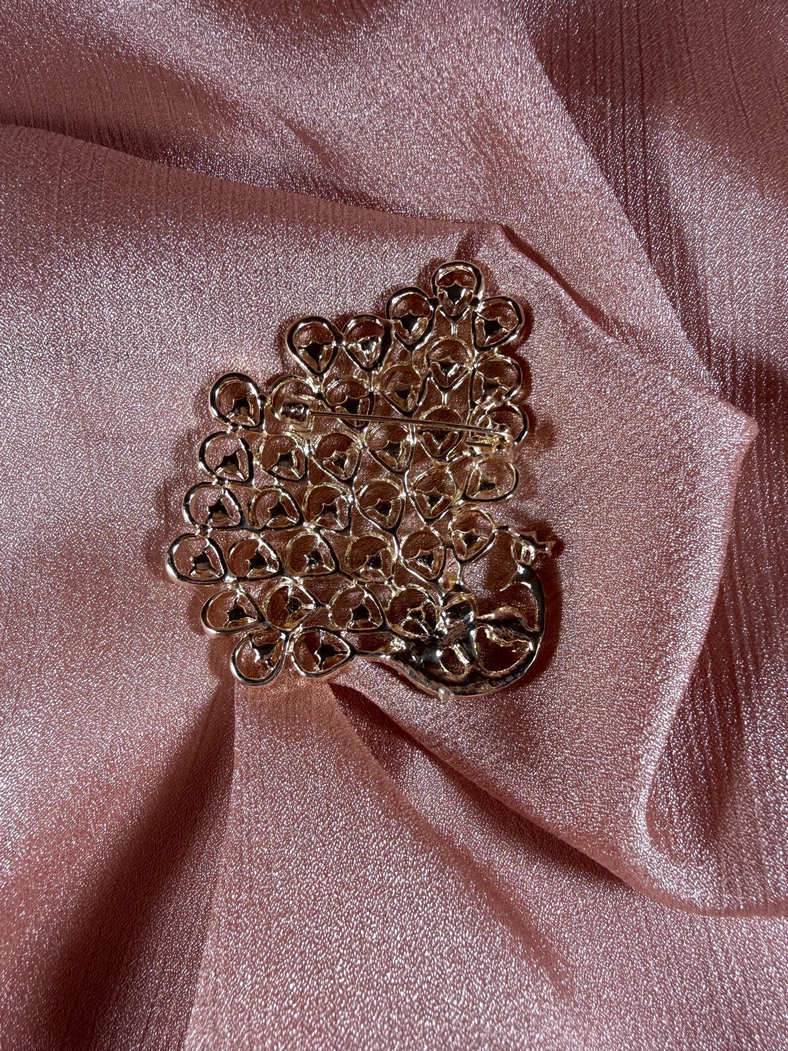 Peacock Full Fan Tail Brooch Pin