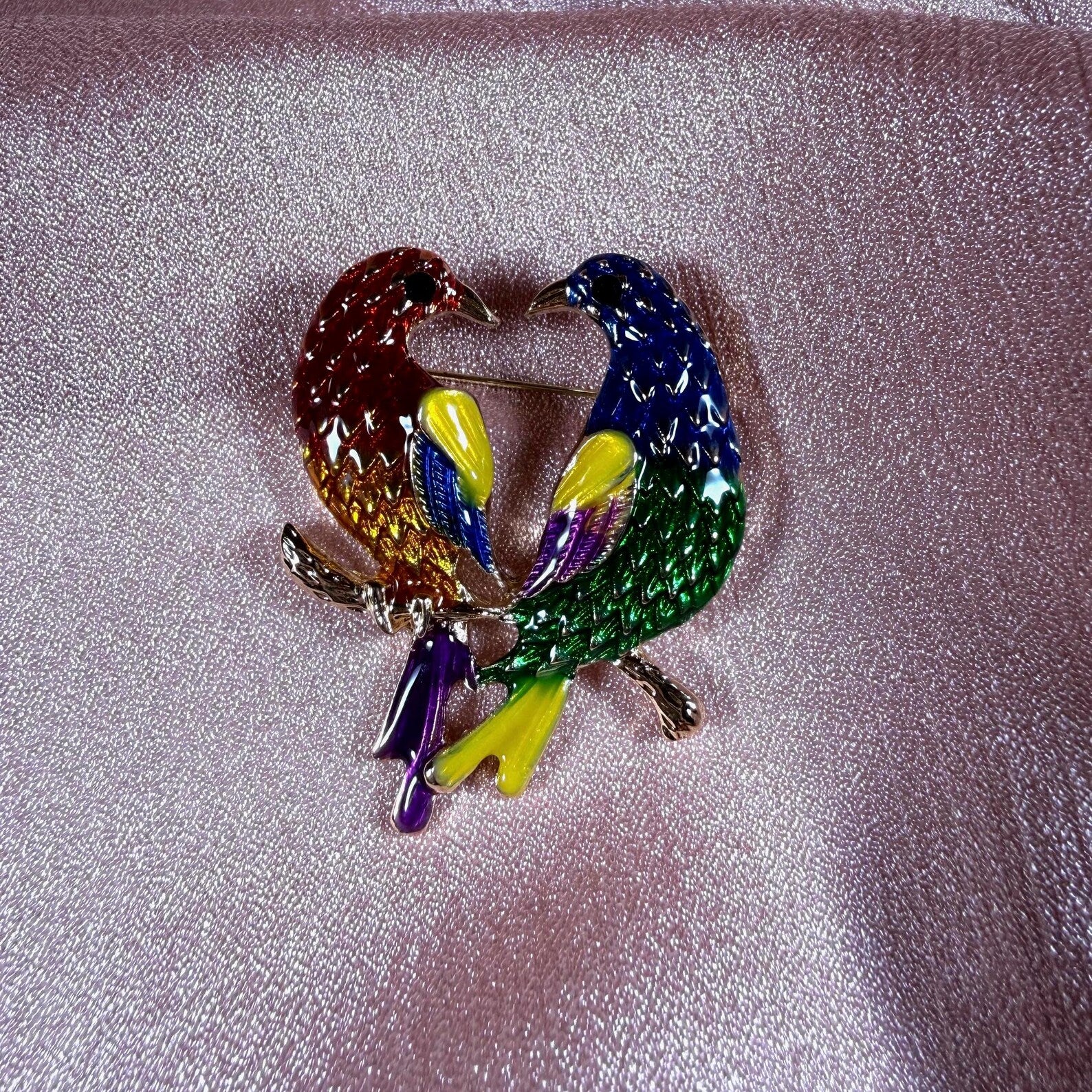 Lovebird Brooch Pin