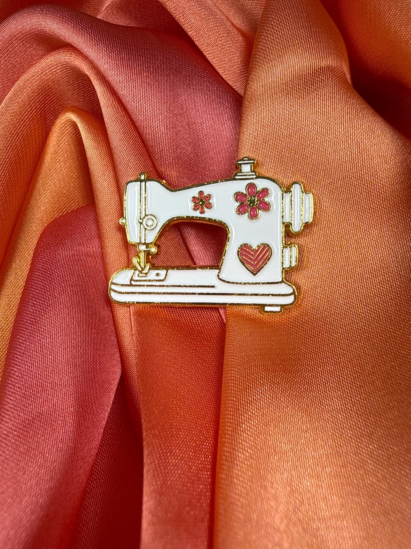 White Floral Sewing Machine Enamel Pin Badge | Pincredible