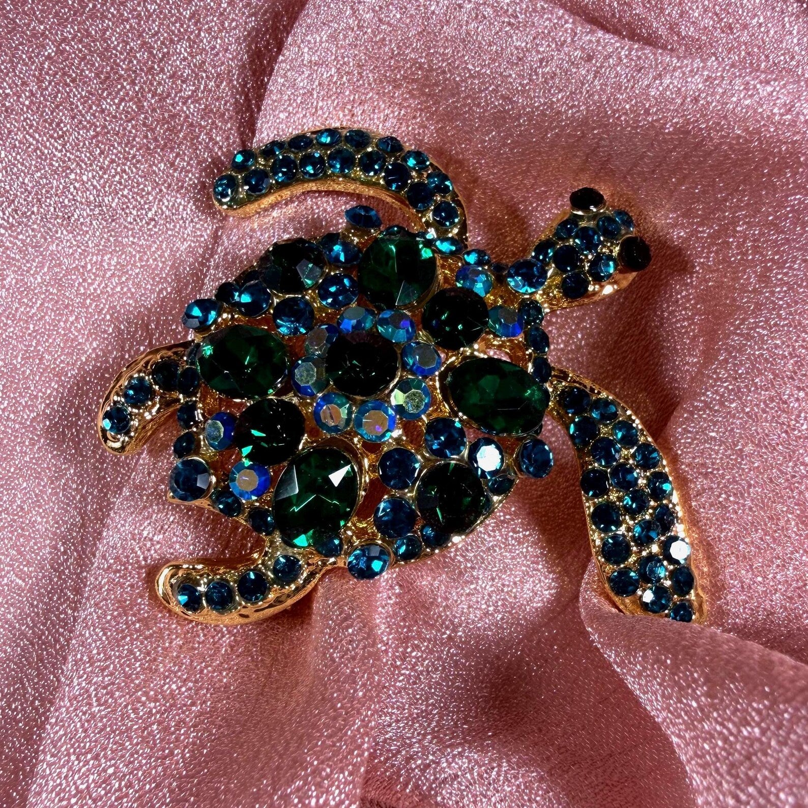 Sea Turtle Brooch Pin