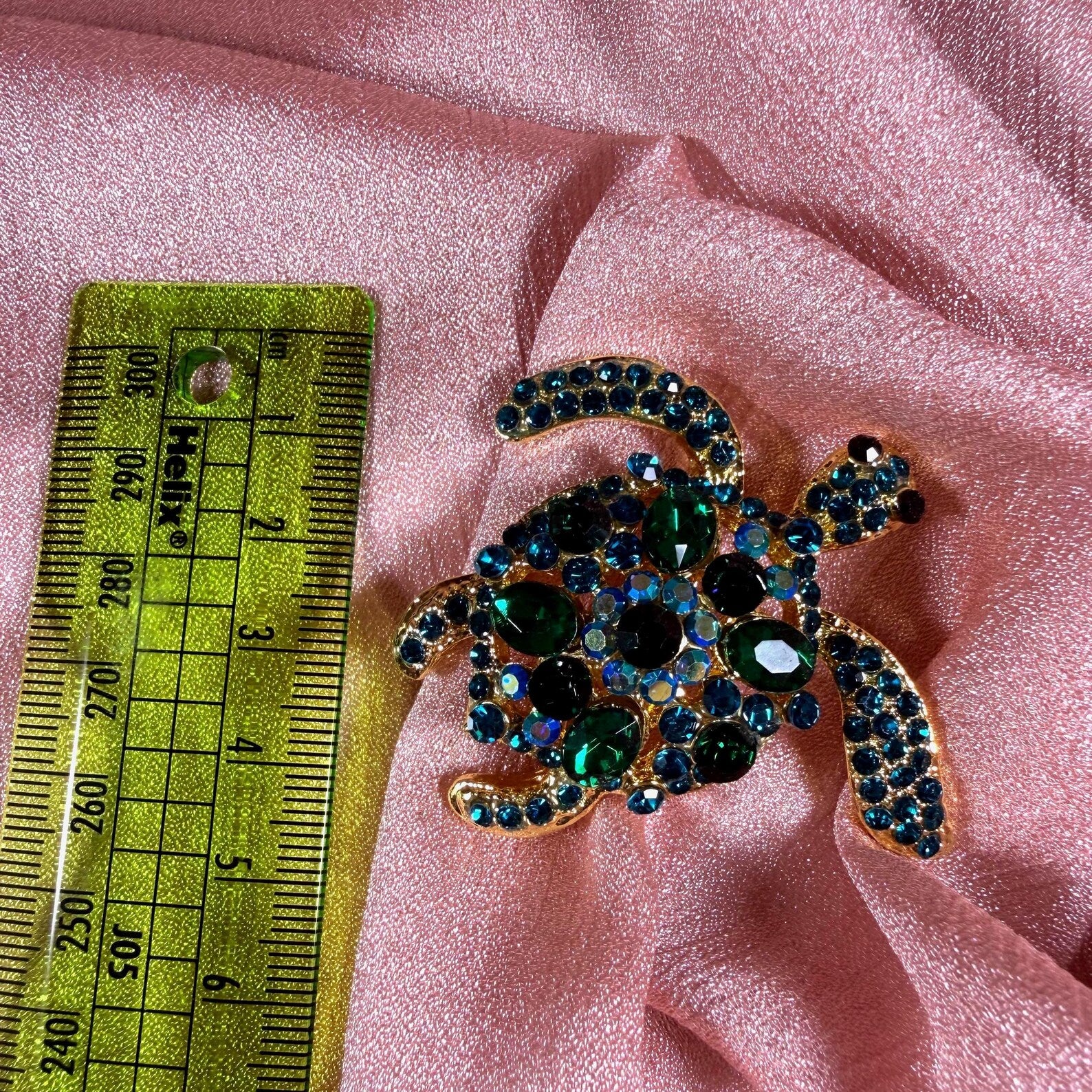 Sea Turtle Brooch Pin