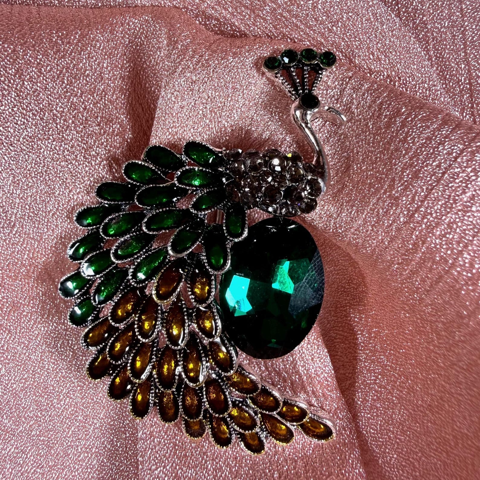 Peacock Fan Tail Brooch Pin
