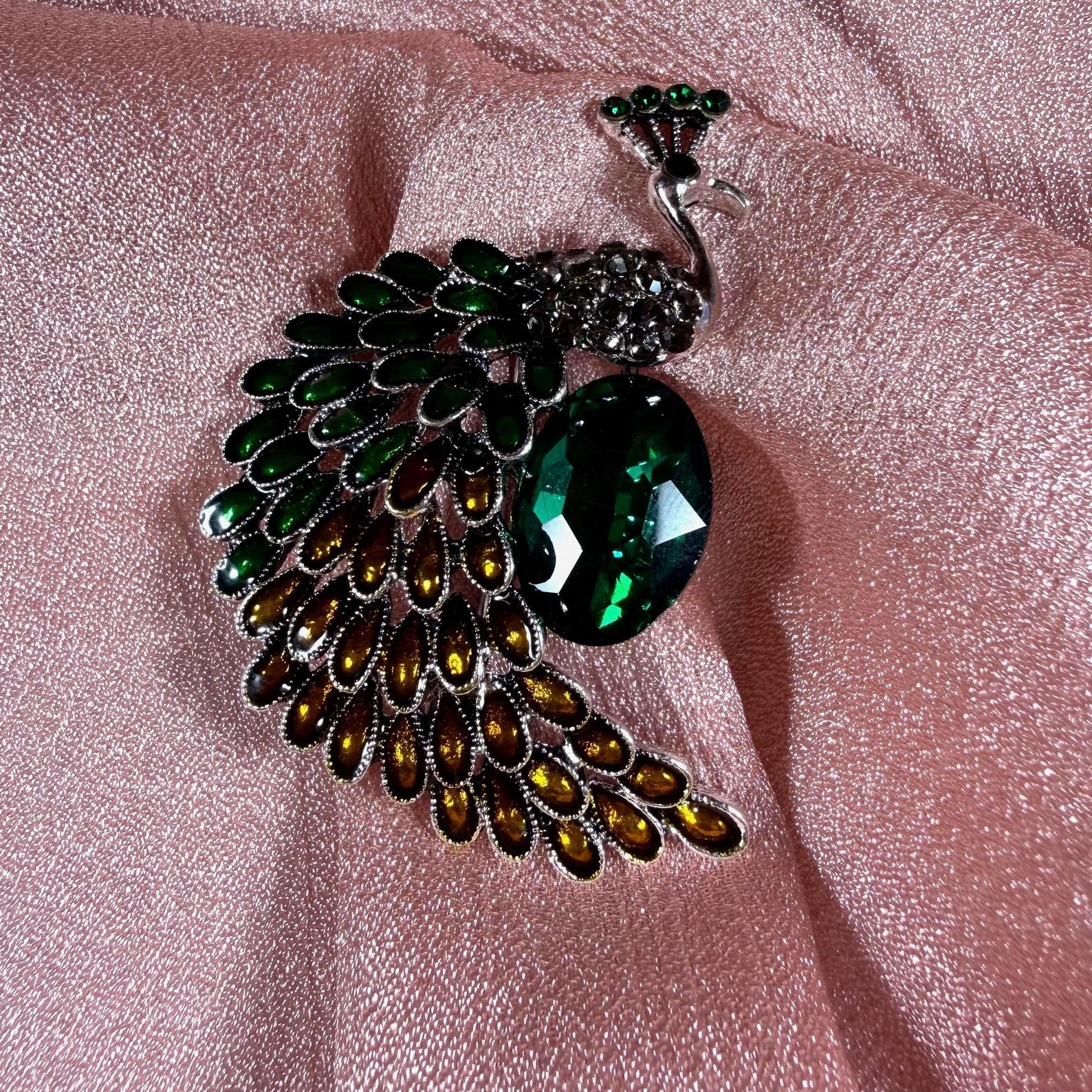 Peacock Fan Tail Brooch Pin